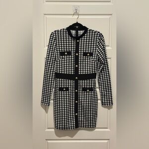 SHEIN Black and White Houndstooth Dress – Pearl Button Detail, Long Sleeve